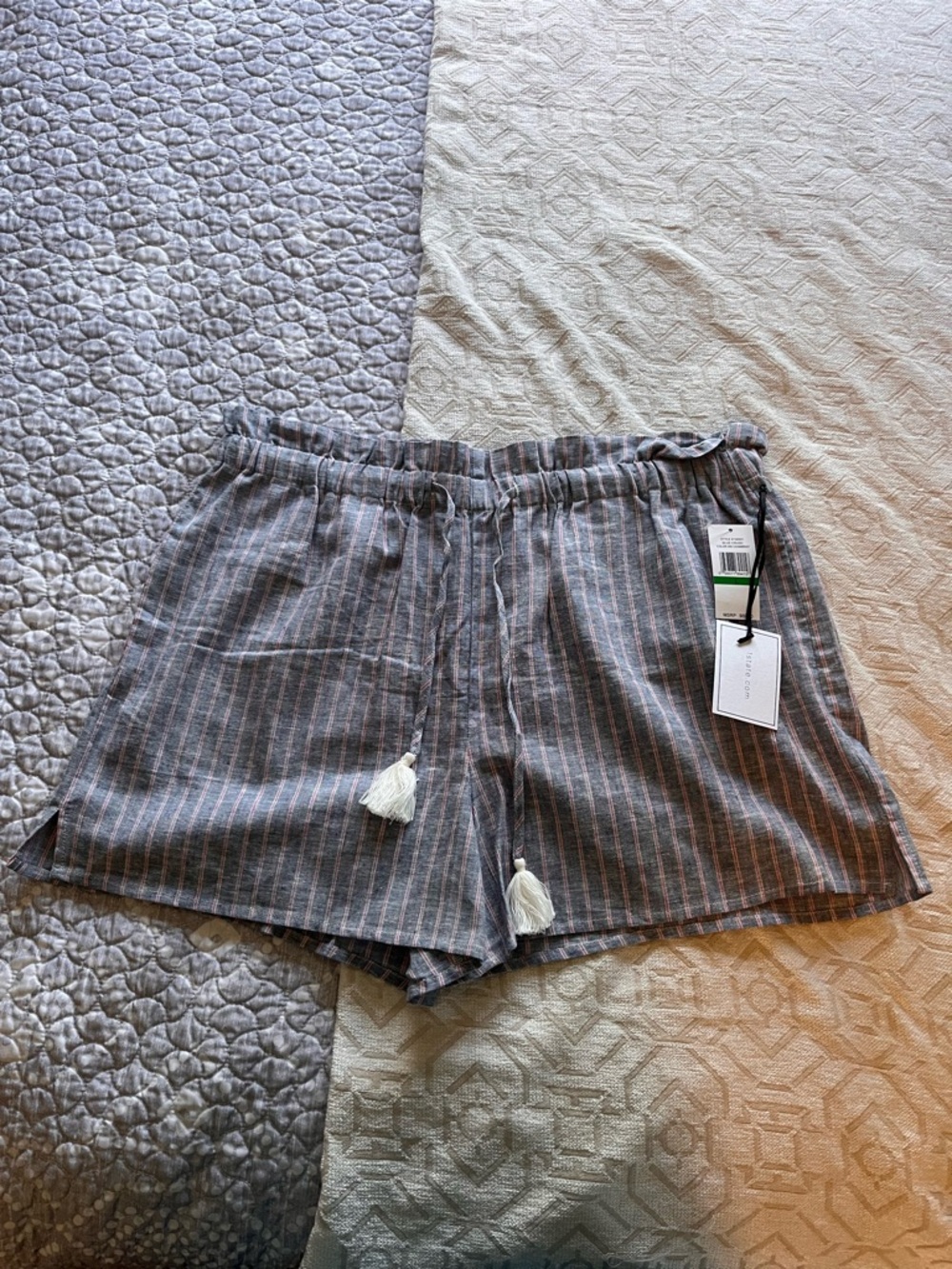 1 STATE Gray Shorts with Pink Pinstripes. Womens size large, NWT.